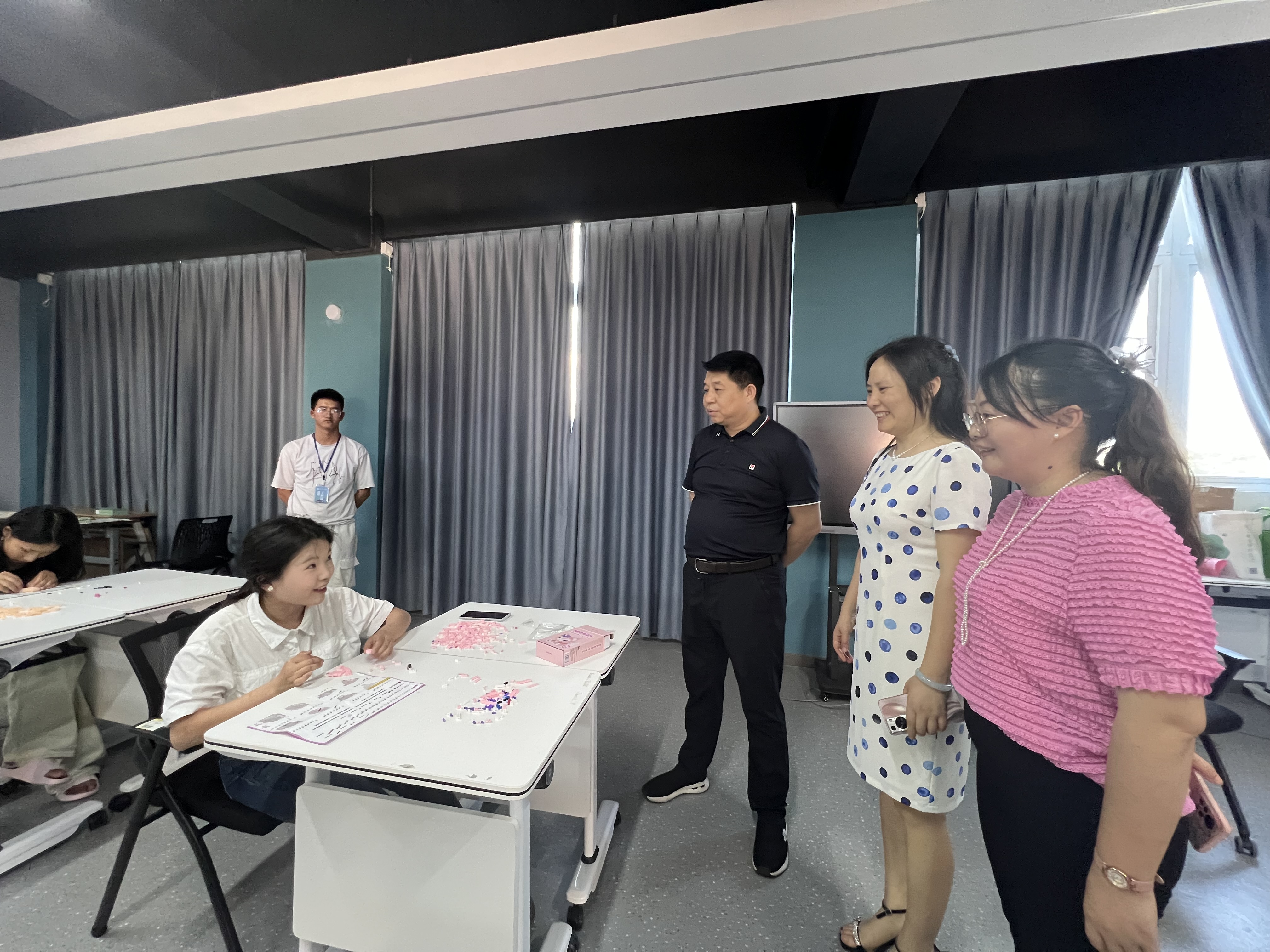 图片 1.png 图片 1.png